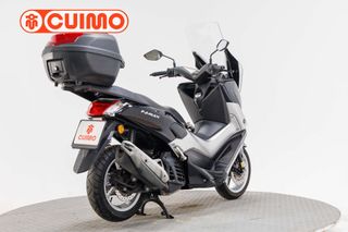 YAMAHA NMAX 125