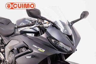 TRIUMPH DAYTONA 660