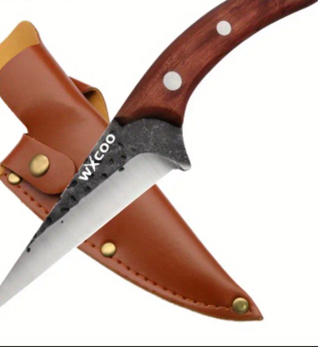 Coltello da cucina con custodia in pelle