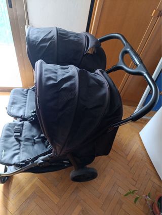 Silla de paseo doble y capazos