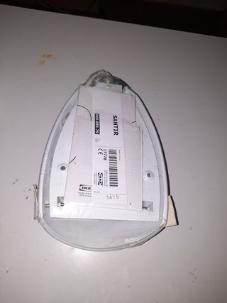 Lámpara de pared Ikea blanca