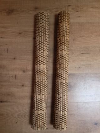 Alfombrillas enrollables de sisal marrones