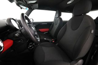 MINI Cooper Cooper D