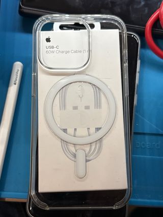 Funda Apple iPhone 13 Pro Max MagSafe