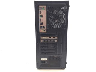 pc unyka por piezas