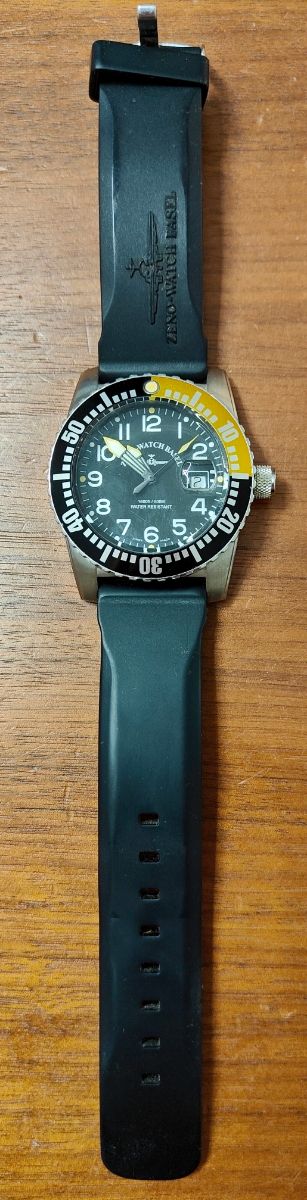 Reloj Zeno WachtBasel mod. Airplane Diver Quartz