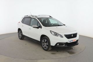 Peugeot 2008 1.2 PureTech Style