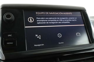 Peugeot 2008 1.2 PureTech Style