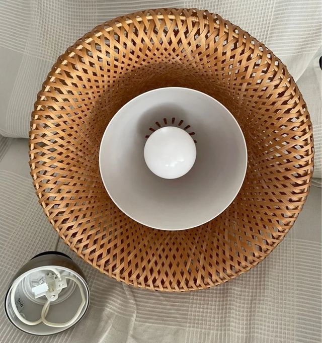 Lámpara de bambú colgante