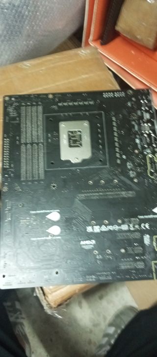 MSI MPG Z590 GAMING CARBON WIFI Placa Base