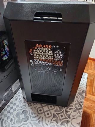 Caja Torre PC Thermaltake The Tower 300
