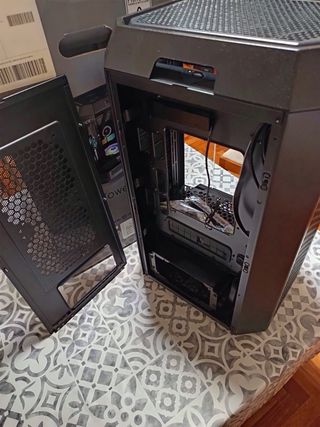 Caja Torre PC Thermaltake The Tower 300