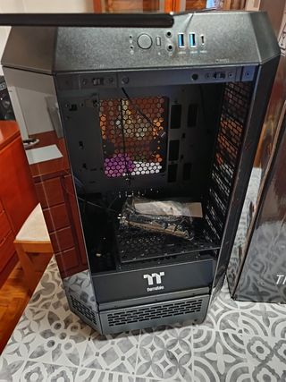 Caja PC Thermaltake The Tower 300 Negra