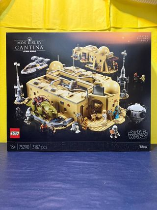 LEGO Star Wars Mos Eisley Cantina 75290