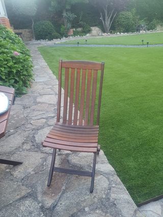 Conjunto mesa y sillas jardín madera tropical