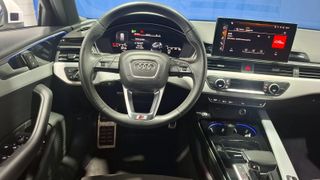 AUDI A4 Avant S line 35 TFSI 110kW S tronic