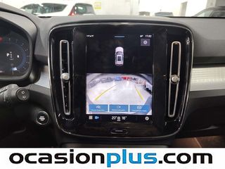 Volvo XC40 B3 G Core Dark Auto 120 kW (163 CV)