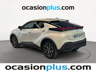 Toyota C-HR 200H Advance 135 kW (184 CV)