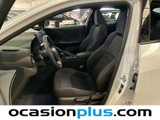 Toyota C-HR 200H Advance 135 kW (184 CV)