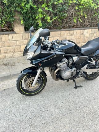 Suzuki Bandit S Negra