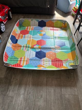 Tappeto gioco esagonale colorato per bambini