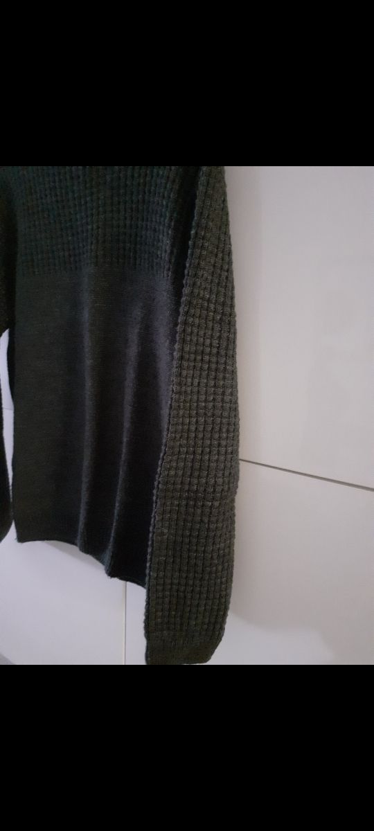 Jersey grueso hombre talla M gris verdoso