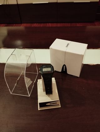 Reloj Casio Negro Nuevo en Estuche