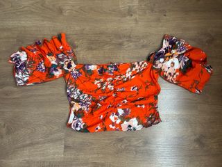 Top H&M floral naranja