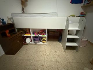Cama infantil casi nueva