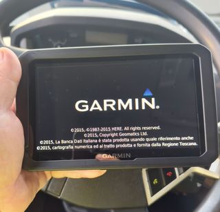 Navegador Garmin 770 LMT Profesional