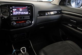 Mitsubishi Outlander PHEV OUTLANDER 2.4 PHEV MOTION AUTO 4WD 5P