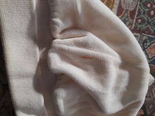 Cappellino neonato bianco con fiocco