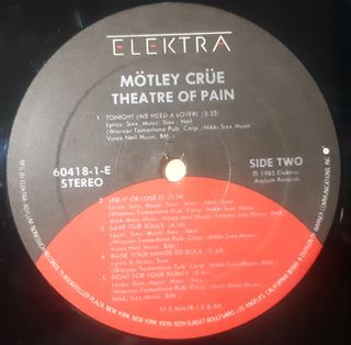 VINILO MOTLEY CRUE. THEATRE OF PAIN. EDICIÓN 1985.