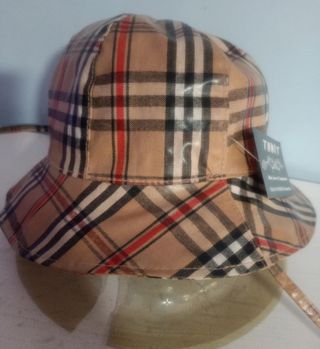 Gorro de lluvia a cuadros