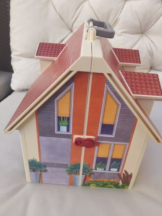 Casa maletín Playmobil con asa plegable