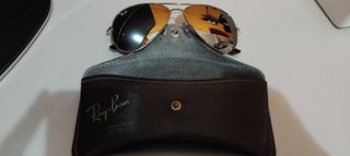 Gafas Ray-Ban Aviator Doradas con Funda