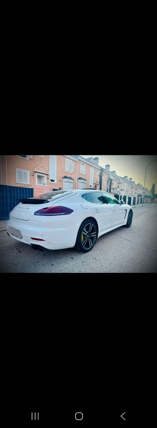 Porsche Panamera 2015