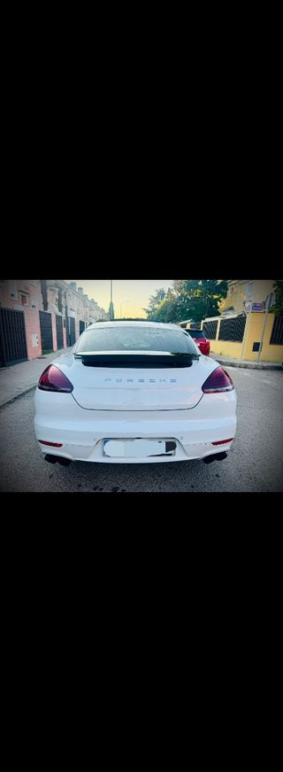 Porsche Panamera 2015