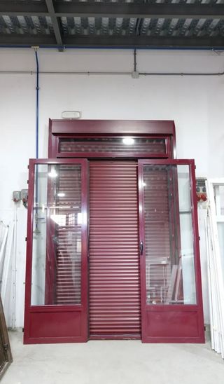 4 Balconeras y Ventanas Abatibles