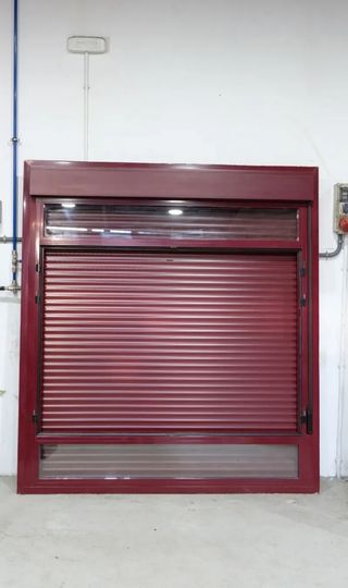 4 Balconeras y Ventanas Abatibles