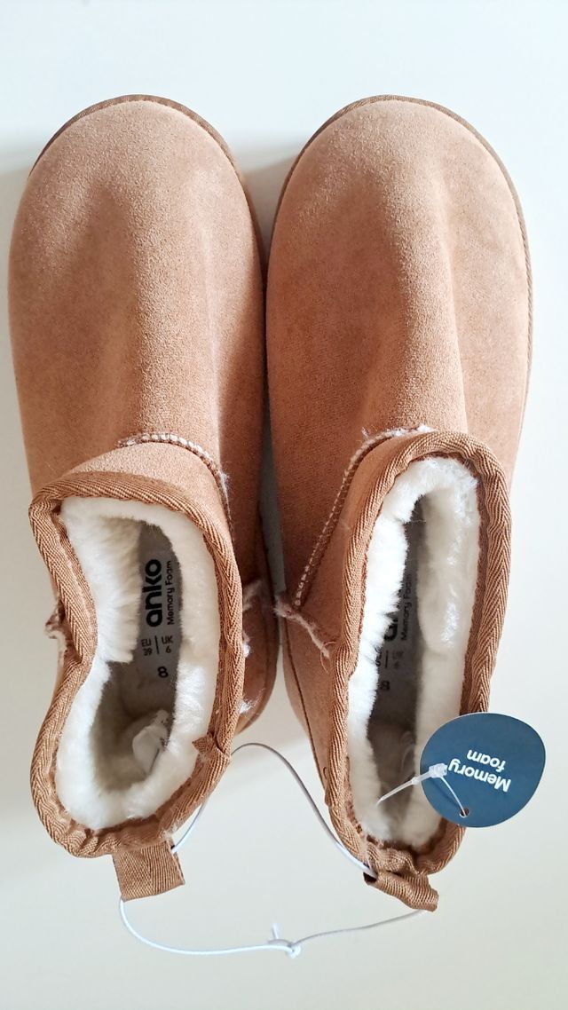 Stivaletti invernali scamosciati marroni