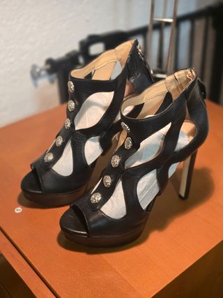 Guess Zapatos Tacón Alto Negros con Pedrería