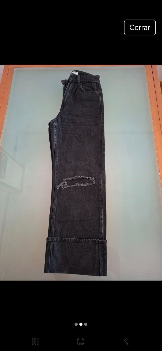 Vaqueros rectos negros desgastados.talka 34