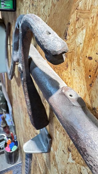 Llave antigua de carcelero forjada auténtica