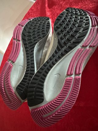 Nike Air Zoom 38 Edición Especial Beige