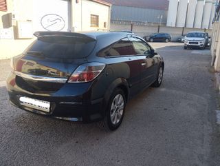 Opel Astra 2008