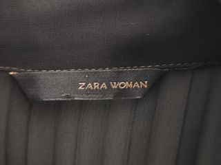 Camisa Plisada Negra Zara.Vintage.