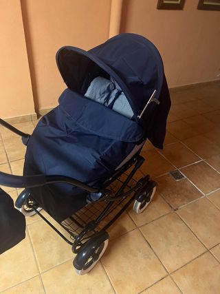 VENDO CARRITO DE BEBÉ MARCA ARRUE COMO NUEVO.