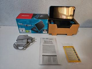 Nintendo 2DS XL Negra + juego
