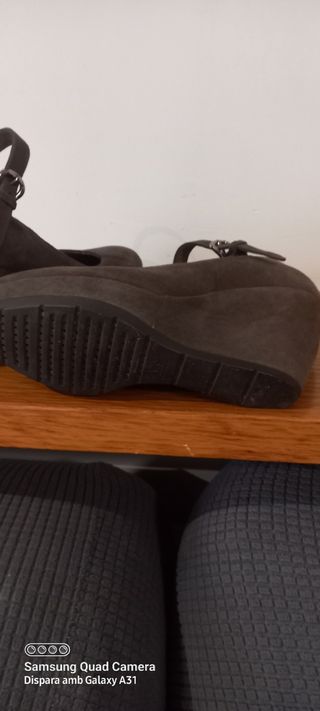 Zapatos de vestir Geox mujer marrones